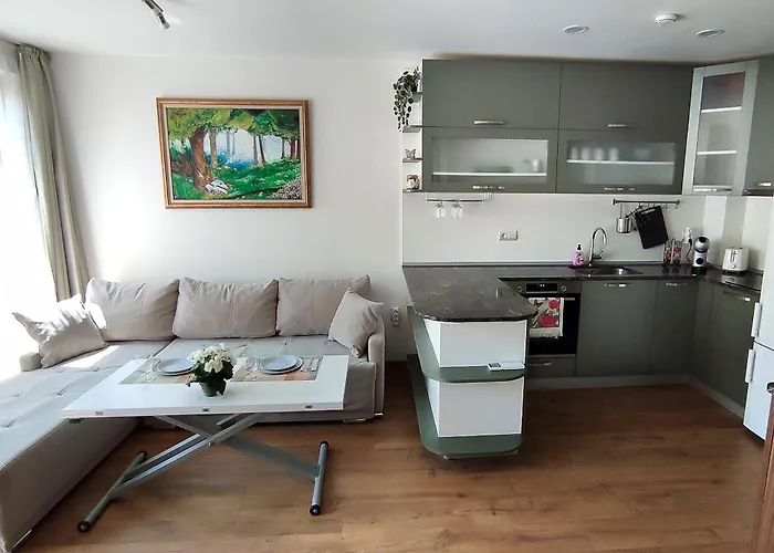 2 Coastal Retreat Daire Varna