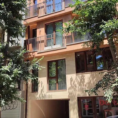 2 Coastal Retreat Varna